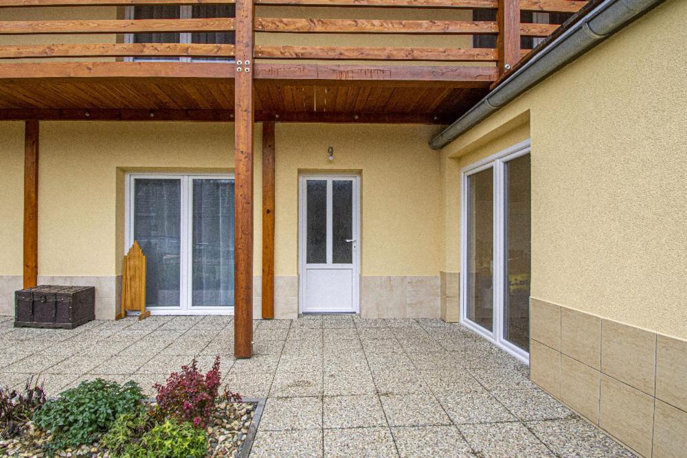 Apartman 2Kk Zlamanka Kromeriz Bagian luar foto